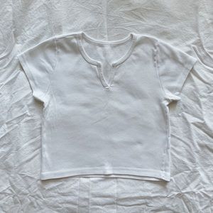 Brandy Melville Ashlyn top